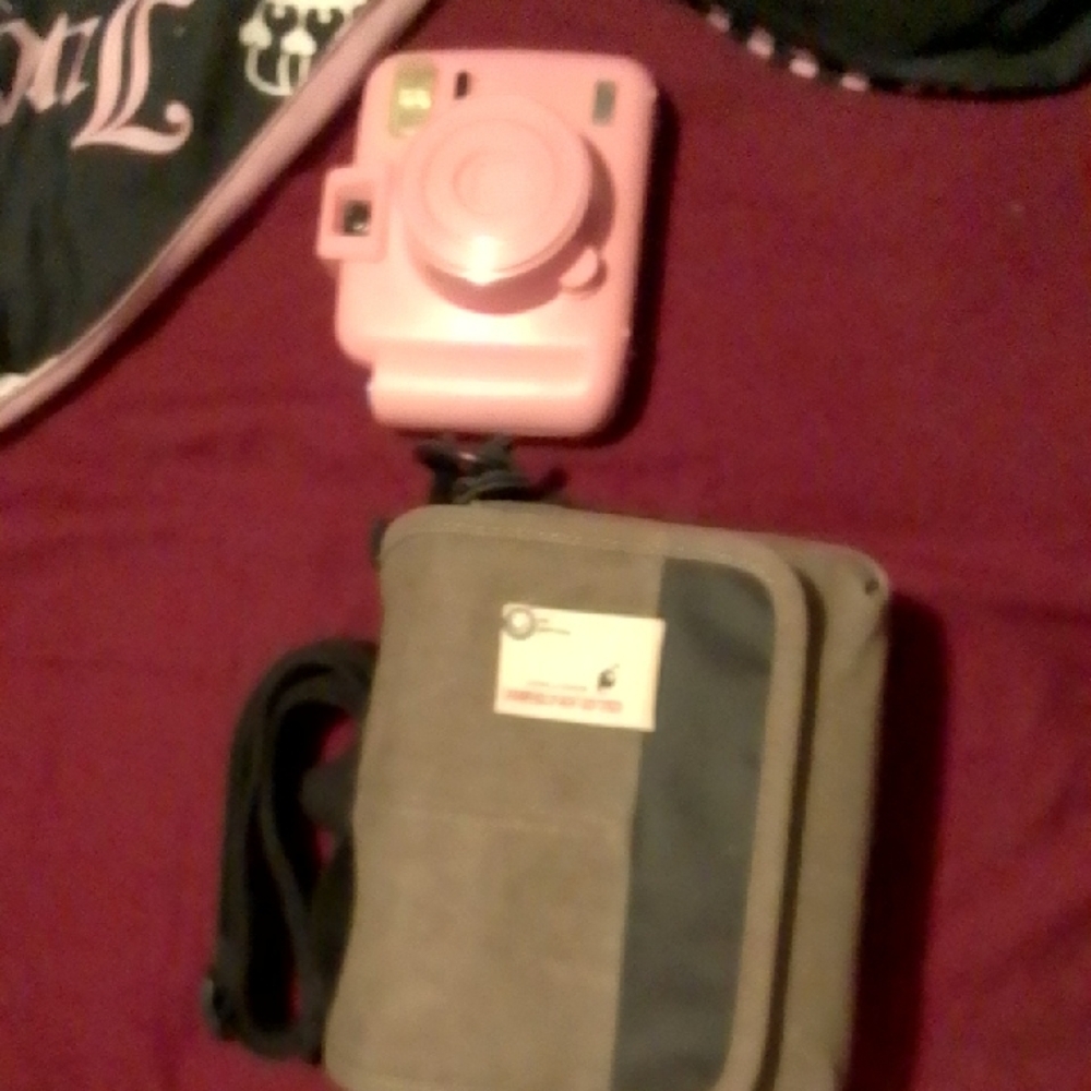 Instant Camera with Case - Pink